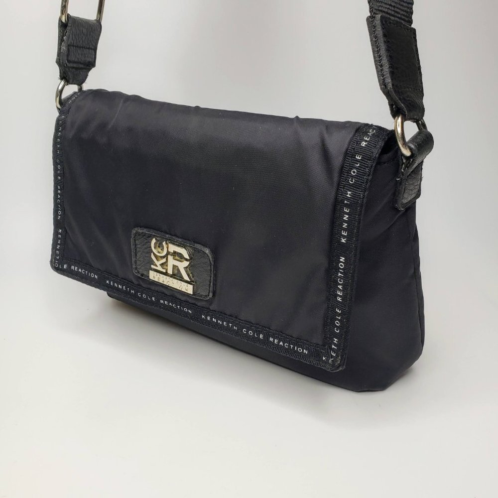 Kenneth Cole Reaction Logo Black Crossbody Purse - Picture 3 of 10